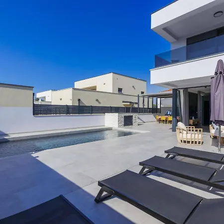 度假居 Mi By Interhome 普拉