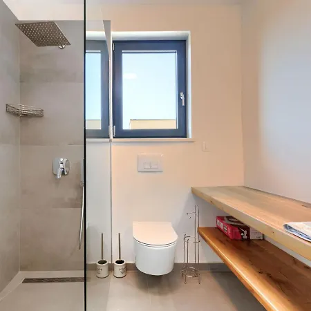Mi By Interhome 別荘 プーラ