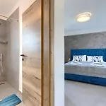 Mi By Interhome * Pula